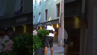 He fights bushman#humour #prank #viral #blague #crazy#funny