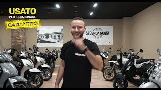 Seconda Ruota, saloni di moto e scooter usati del Gruppo Ferrando. Showroom a Lucca e Pisa