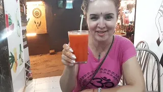 15. ИНДИЙСКИЕ ТОВАРЫ. ПОДАРОК ОТ МАЙЛАВА #goa #indian #my_first_vlog #gift #индия #гоа #lovestatus