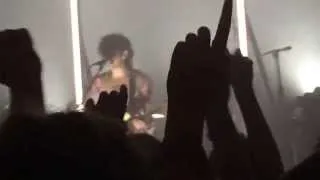 Robbers - The 1975 (Live)