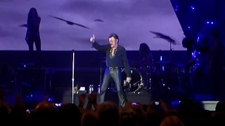 Johnny Hallyday - Quelque Chose De Tennessee Live @ AccorHotels Arena, Paris, 2015 HD