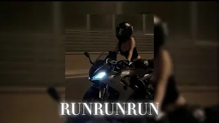 RUNRUNRUN - Dutch Melrose (sped up)