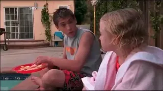 Malcolm in the Middle ~ Dakota Fanning Scene With Reese