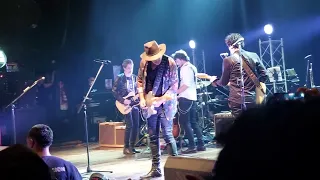 Guasones - Me estas tratando mal (02-03-24 Teatro Flores)