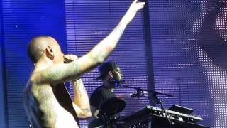 Linkin Park - Numb live from Chula Vista - Carnivores Tour 2014