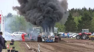 The Most Smoking & Most Powerful Tractor Puller in Denmark | SLÆDEHUNDEN | DK Tractor Pulling