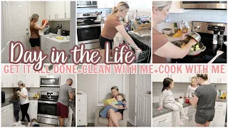 DAY IN THE LIFE MOM OF 4 | GET IT ALL DONE, COOKING AND CLEANING | SPEND THE DAY WITH US