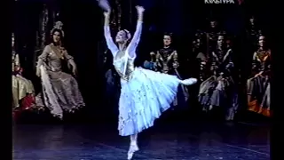 Neopolitan dance from Swan lake - Anastasia Yachenko