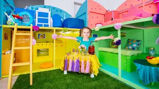 Five Kids and Incredible Giant Dollhouse Party with Doll