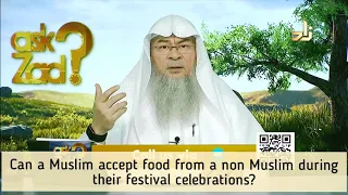 Can we accept food or gifts from non muslims on their Festivals (Christmas, Diwali etc Assimalhakeem