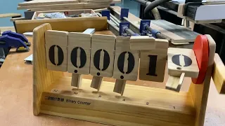 Woodwork Binary Counter