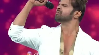 👌   Uuuuuuuu.  Aashiq banaya aashiq banay  best song/ himesh reshamiya singer