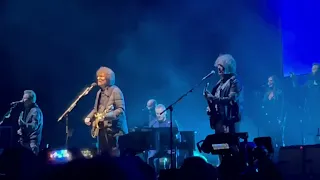 JEFF LYNNE'S ELO Performs MR  BLUE SKY at the Vets Aid 2023 Concert For Our Veterans, in Chula Vista