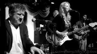 Soulive feat. Susan Tedeschi & Friends - Little By Little @ Brooklyn Bowl - Bowlive 5 - 3/19/14