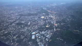 Epic #asmrflight Experience #AmericanAirlines Dream @LHRHeathrow #Landing over #london