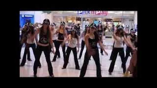 Flash Mob at Bedford Centre