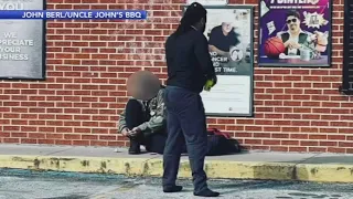 Good Samaritan gives his boots to stranger in need at Delaware gas station