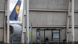 Warnstreik von Verdi: Dutzende Lufthansa-Flüge fallen aus