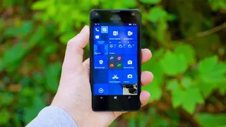 Using a Windows Phone In 2024 Review