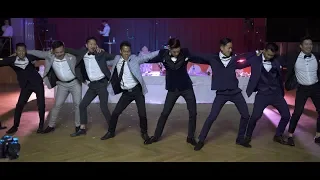 EPIC GROOMSMEN DANCE SUPRISE