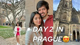 Day 2 in prague 😍🏰| explore Prague castle || old town square || indian couple||