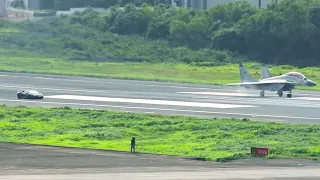 Mig-29K vs Lamborghini Huracan Drag Race on INS Hansa.