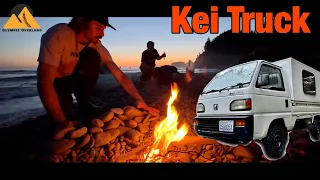 Kei trucks on the coast / Honda Acty & Suzuki Carry