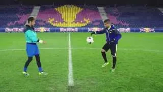 Freestyle football juggling battle   Neymar Jr vs Hachim Mastour   Reality Check LCl2UH00fhA