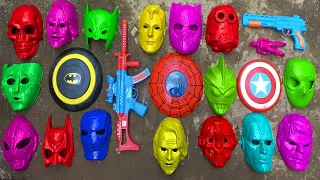 Membersihkan Mainan Topeng Aven9ers Super Hero Spiderman Optimus Prime Superman Joker Minion Hulk