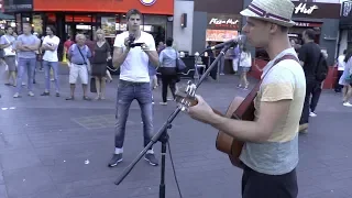 Peter Leonard: "The Boxer" - Busking in London