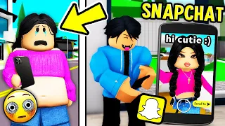 CATFISHING ONLINE DATERS As A BADDIE On SNAPCHAT in BROOKHAVEN RP!