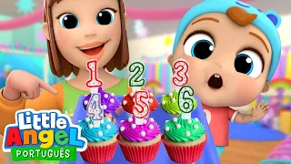 Joãozinho na Festinha dos 10 Cupcakes! 🧁 | 😋 Canal do Joãozinho - Little Angel Português