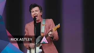 Rick Astley - Never Gonna Give You Up (Glastonbury 2023)