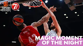 7DAYS Magic Moment of the Night: Huge dunk by Papagiannis!