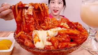 엽기떡볶이 오리지널맛 우동사리 베이컨 추가 먹방❤️  Spicy tteokbokki MUKBANG