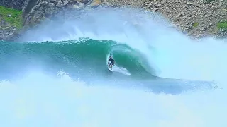 Amazing Wave Surfing Salina Cruz, Mexico , Crazy Barrels