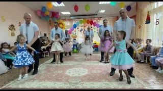 Амелия Захарова . Выпускной из НШДС Май 2023.  Танец «дочка с папой»