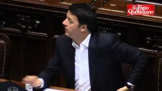 Lega contro Renzi: "Spalla della De Filippi". Boldrini interviene e scoppia la bagarre