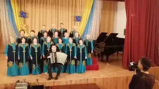 "Kozimnin Karasy"(" Көзімнің қарасы "),Абай, исполняют " Жемчужины Жезказгана "