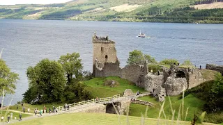 Loch Ness Cruise with Urquhart Castle and Loch Ness Centre from Inverness, Scotland