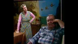 Hilda Ogden finally gets her 3 piece Suite Classic Coronation Street W/C 7th May 1982