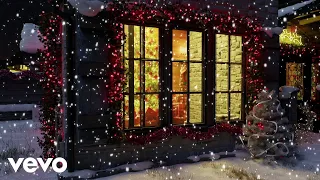 Meghan Trainor - Holly Jolly Christmas (Official Snowy Video)