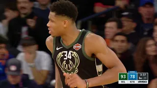 Milwaukee Bucks vs New York Knicks : December 1, 2018