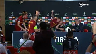 José Mourinho's press conference gatecrashed 🍾 | Roma players celebrate UECL triumph with the boss!