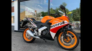 HONDA CBR 125F F-R REPSOL ORANGE 2016 QUICK REVIEW AND START UP