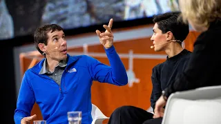 Alex Honnold discusses fear with psychology researcher Armita Golkar - Nobel Week Dialogue 2019