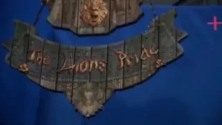 Warcraft: The Beginning -  Inside The Lion's Pride Inn (Universal Pictures)