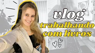 VLOG: UM DIA TRABALHANDO COM LIVROS 💻📖✍🏼 | Laura Brand