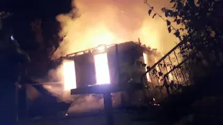 Пожар по улице Братьев Эзугбая в Нижней Эшере