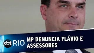 Ministério Público denuncia Flávio Bolsonaro e assessores